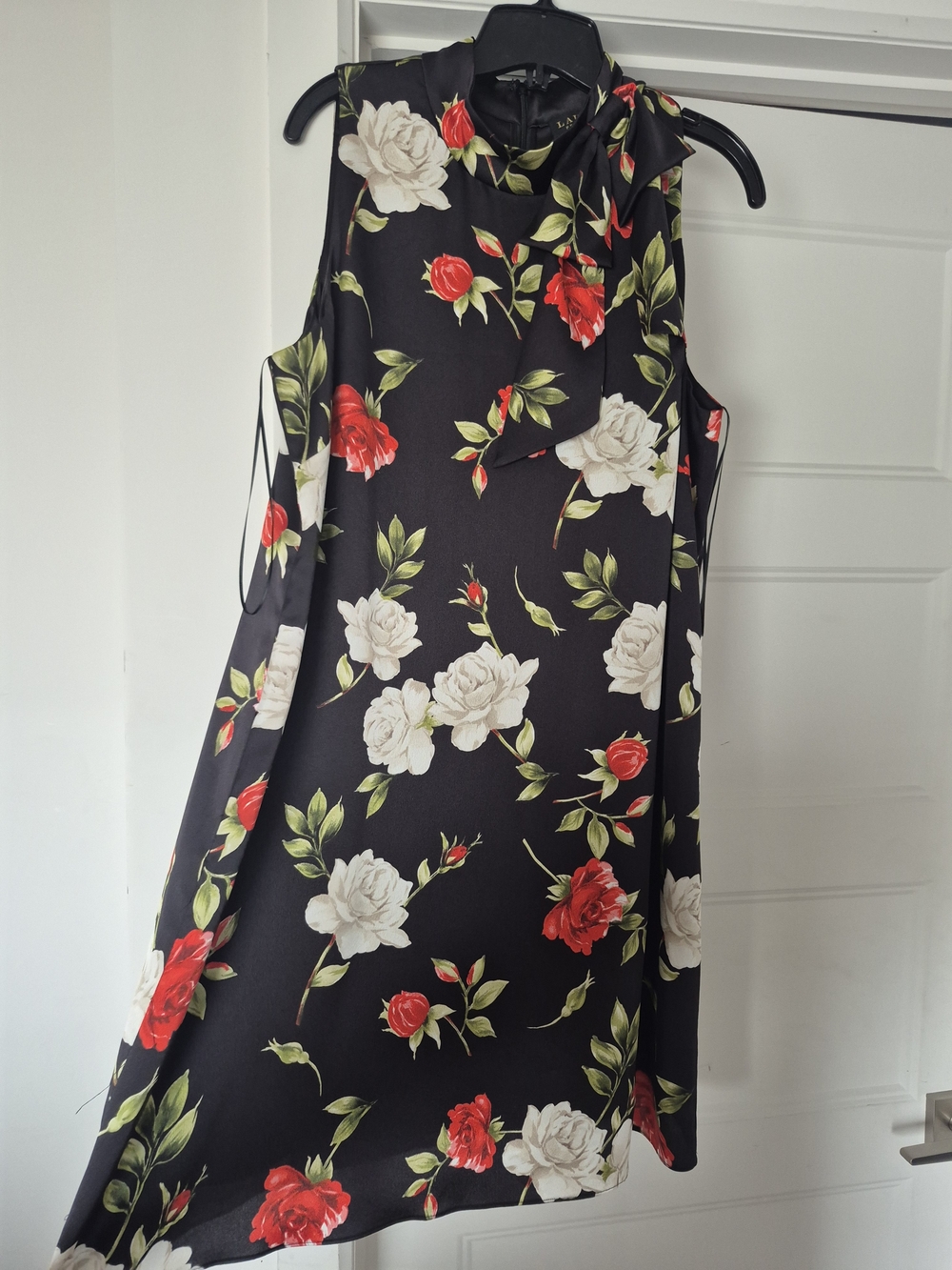 Sleeveless Black Floral Mini Dress w/ Tie Neck -Red & White Roses- Laura Petite